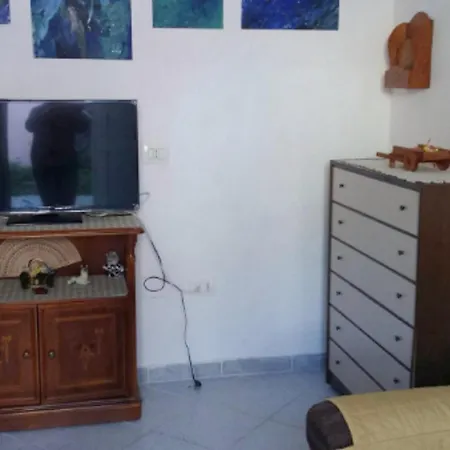 Apartment Casa Loretta 2 *